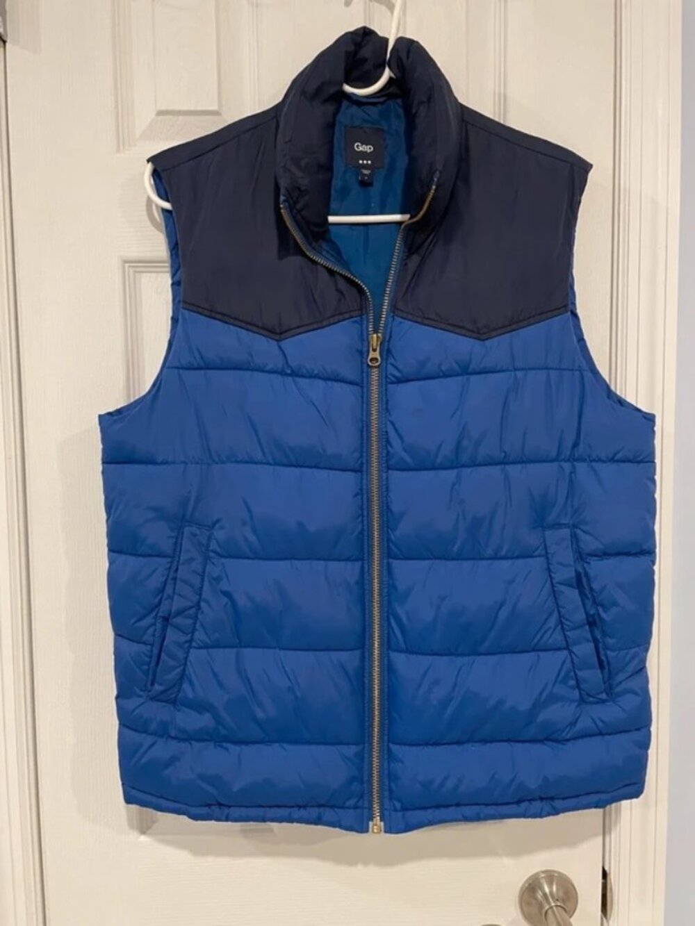 Gap Men’s Blue Puffer Vest S